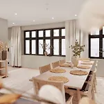 Luxurious In The Heart Of With Private Parking Βίλα *